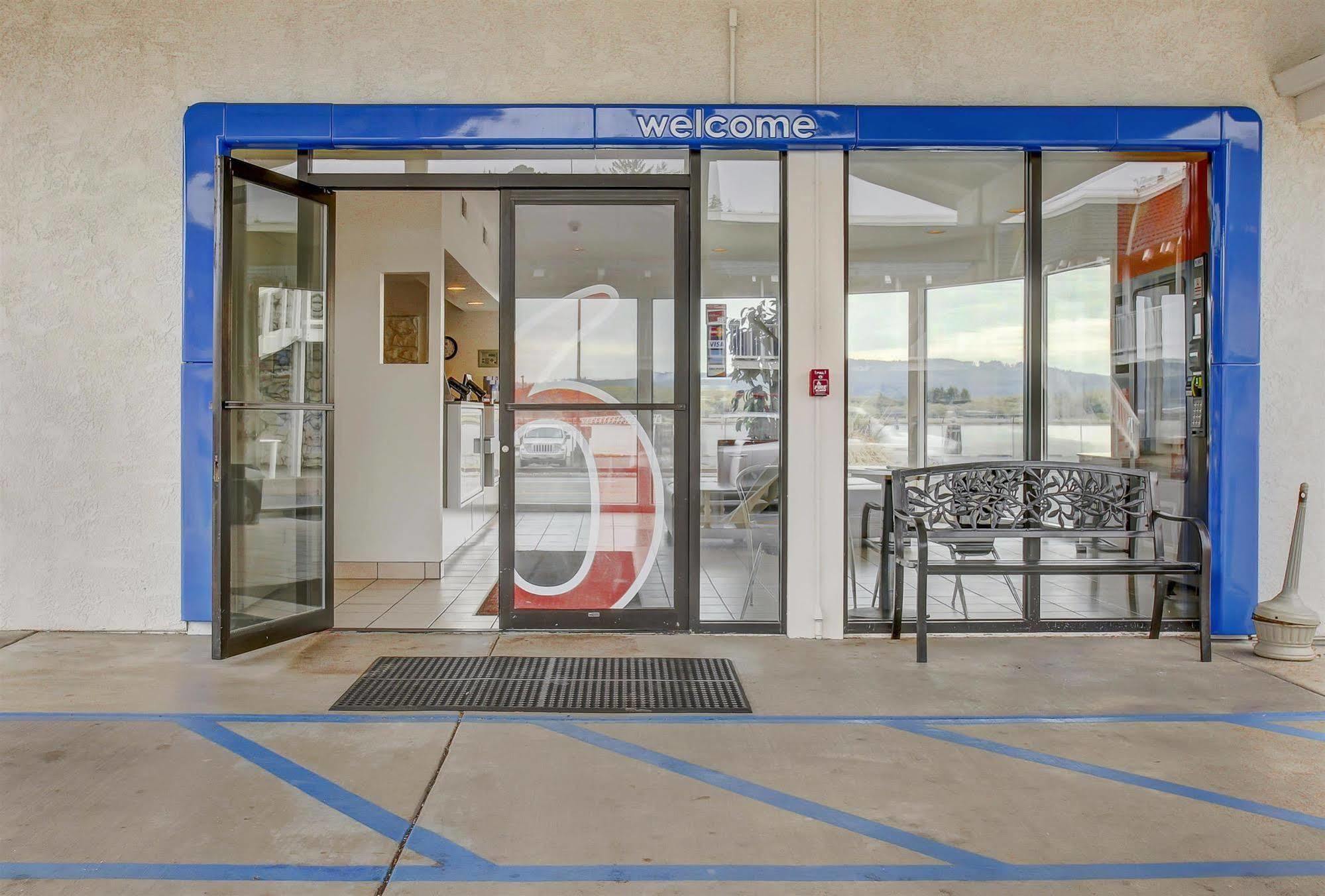 Motel 6-Coos Bay, OR Exterior foto