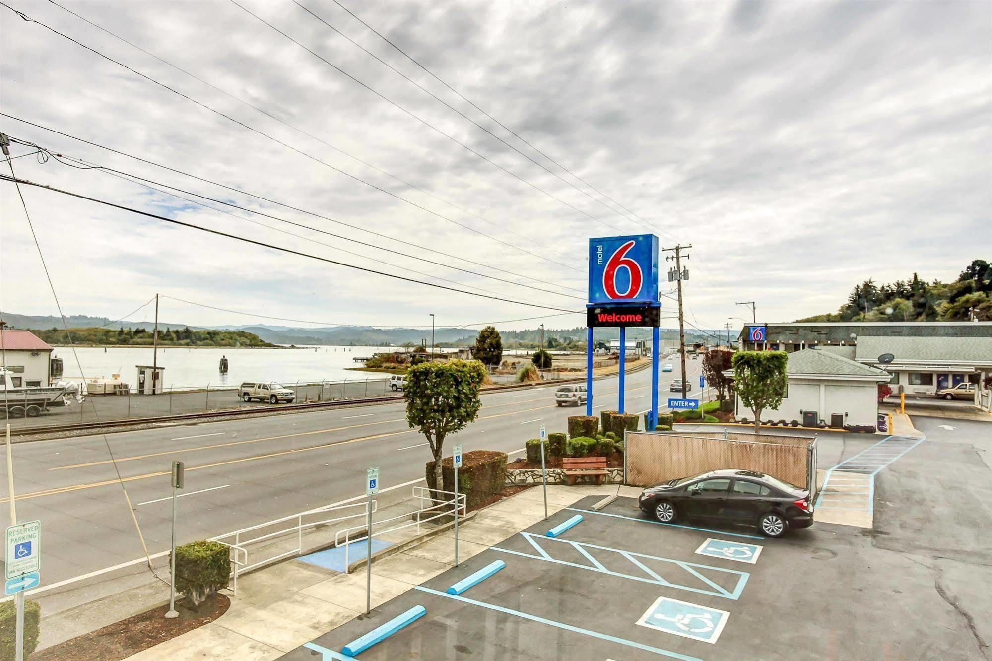 Motel 6-Coos Bay, OR Exterior foto